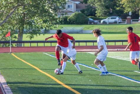 Christian Valdez gets attacked by the Grandview defense.